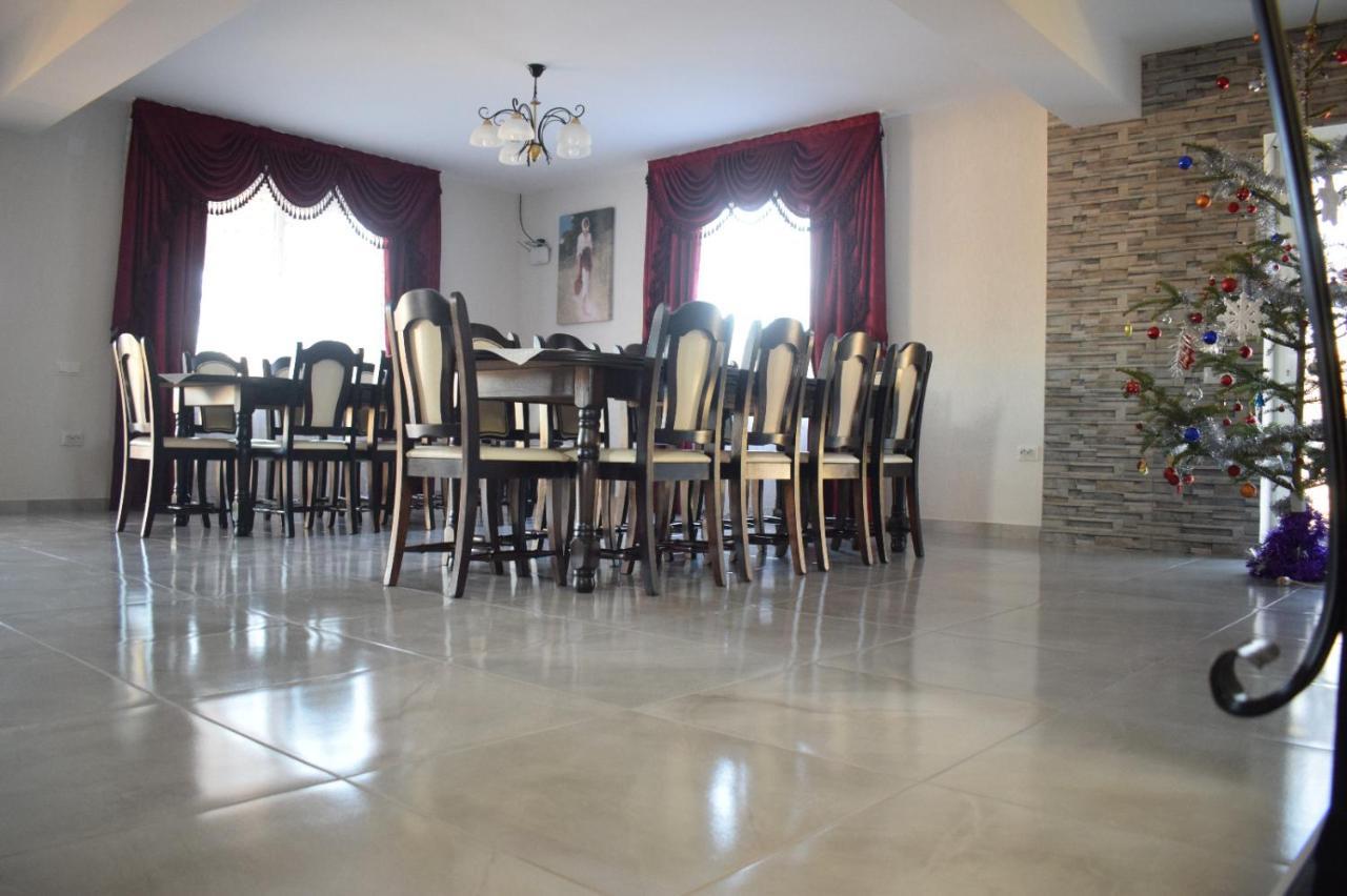 Отель Casa Dumitru Cerasu Экстерьер фото